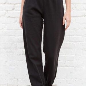 Black Brandy Melville sweatpants